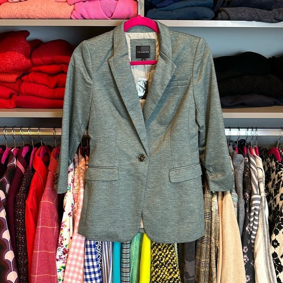 The Limited green mark 3/4 length ruched sleeve blazer size XS NWT - Picture 1 of 3